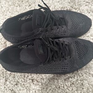 Nike Flyknit Men's Black Athletic Shoes